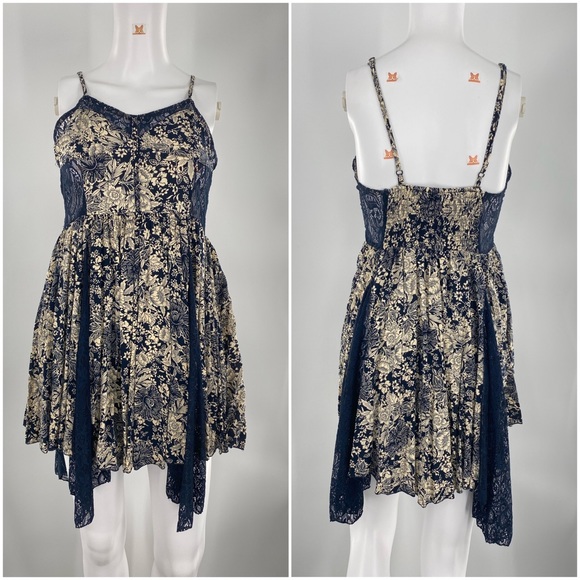 4 Dresses Bundle of Four Casual Mini Dresses Sleeveless Size S & XS - One NWT - Picture 13 of 16